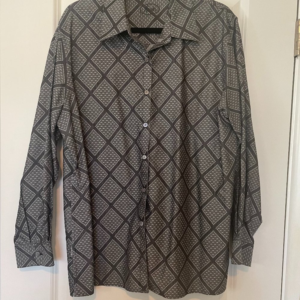 Women’s long sleeved, button front shirt